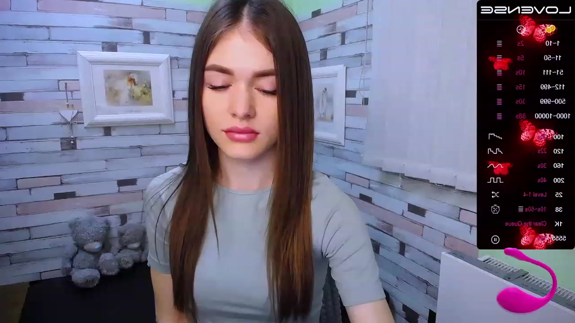 Gallery image thumbnail from Mili_Sky_'s myfreecams stream on, 03/21/2023, 08:06 image 1 of 20