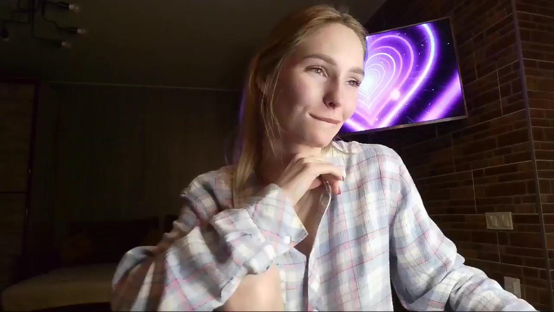 Gallery image thumbnail from Miliain's myfreecams stream on, 02/14/2025, 16:55 image 14 of 20