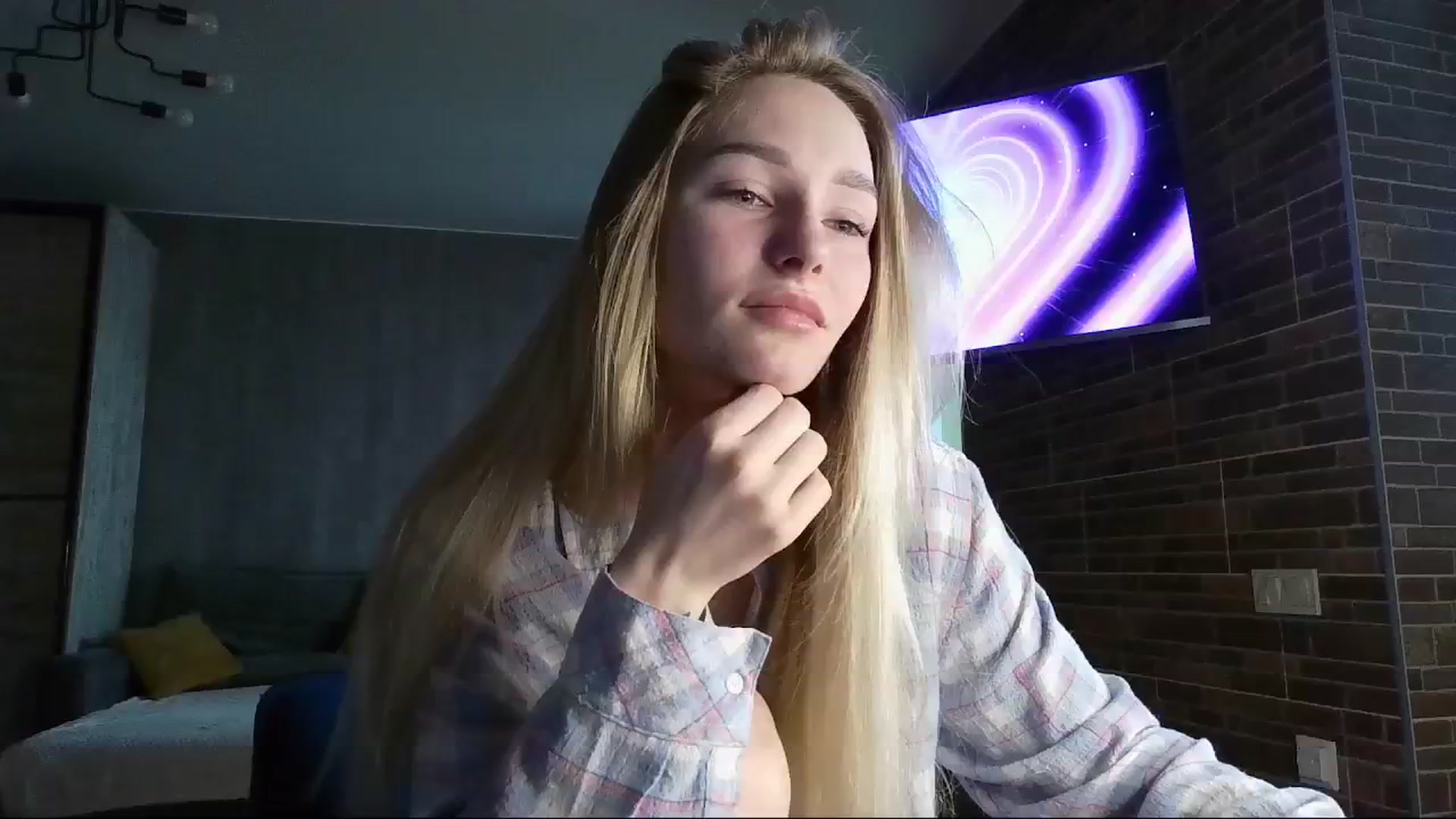Gallery image thumbnail from Miliain's myfreecams stream on, 02/15/2025, 08:08 image 9 of 20
