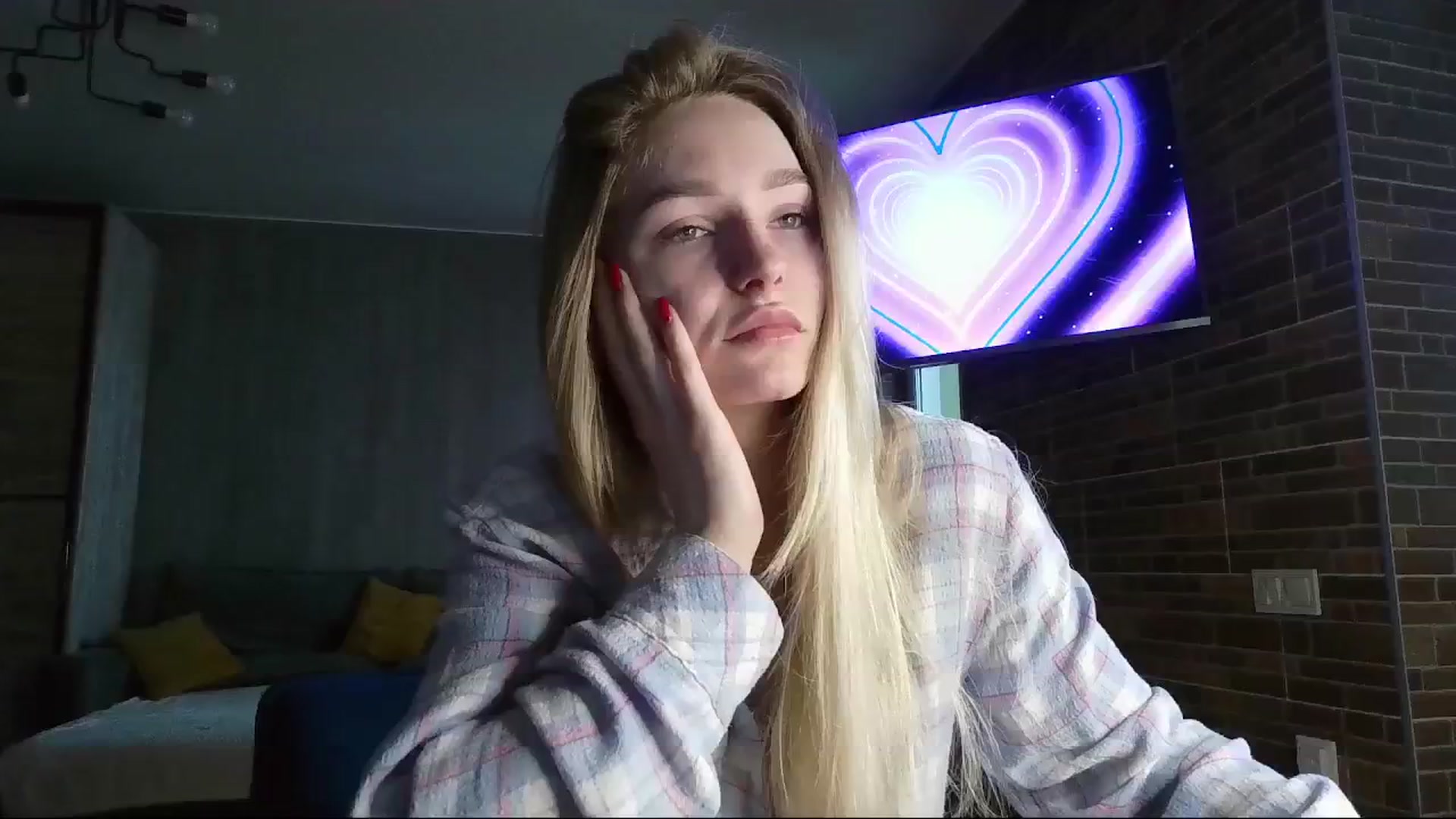 Gallery image thumbnail from Miliain's myfreecams stream on, 02/15/2025, 08:08 image 3 of 20
