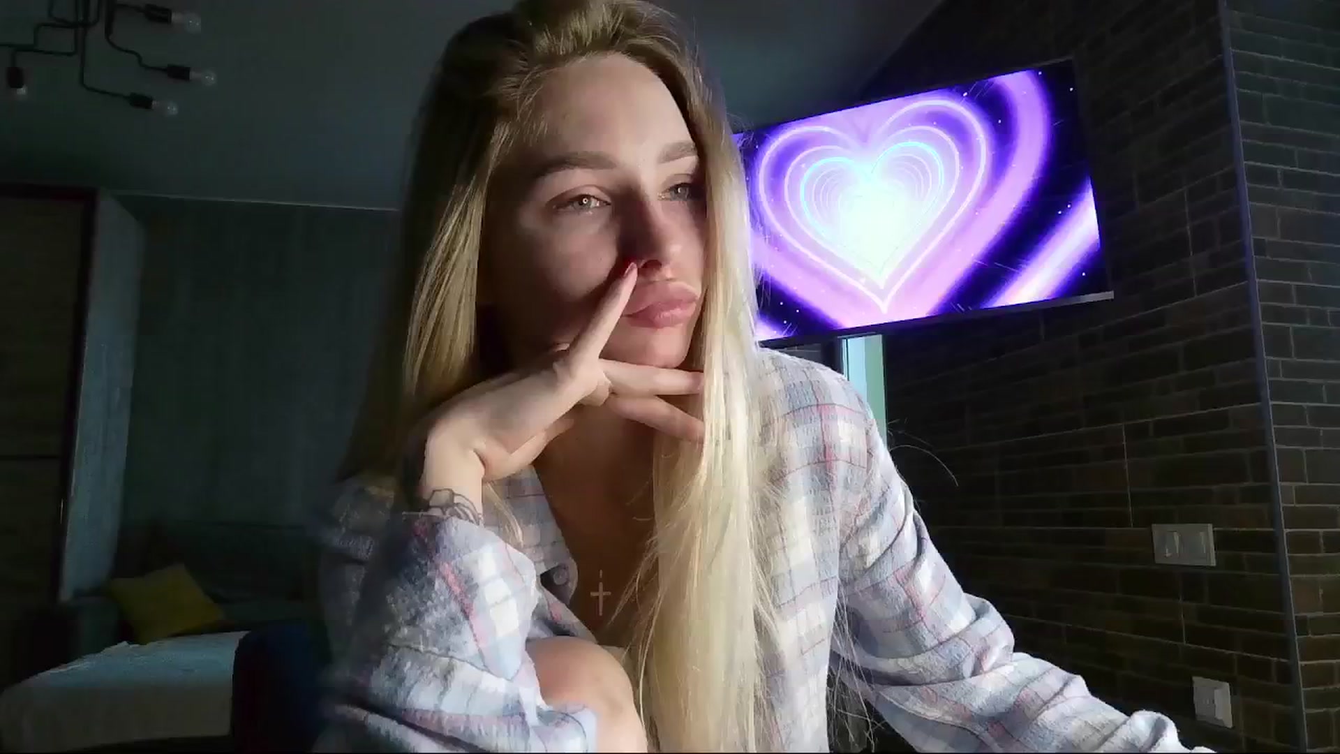 Gallery image thumbnail from Miliain's myfreecams stream on, 02/15/2025, 08:08 image 5 of 20