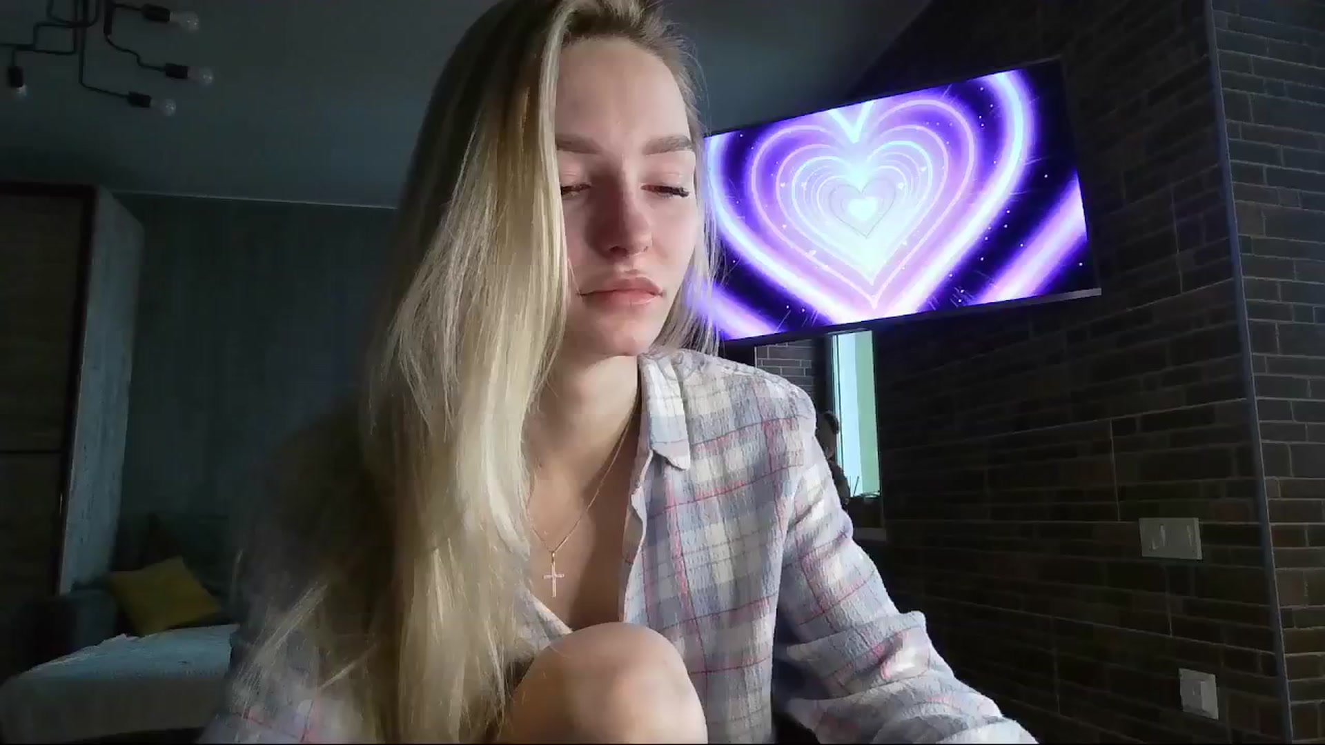 Gallery image thumbnail from Miliain's myfreecams stream on, 02/15/2025, 08:08 image 17 of 20