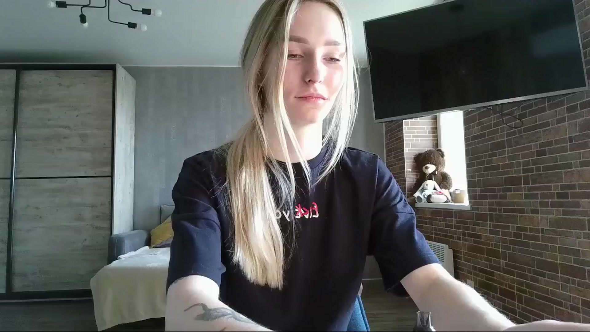 Gallery image thumbnail from Miliain's myfreecams stream on, 02/28/2025, 08:49 image 15 of 20