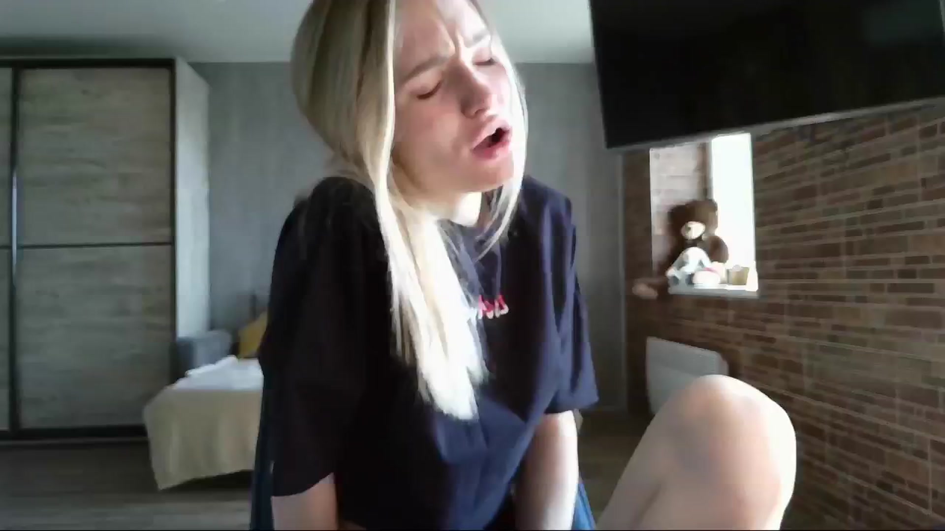 Gallery image thumbnail from Miliain's myfreecams stream on, 02/28/2025, 08:49 image 3 of 20