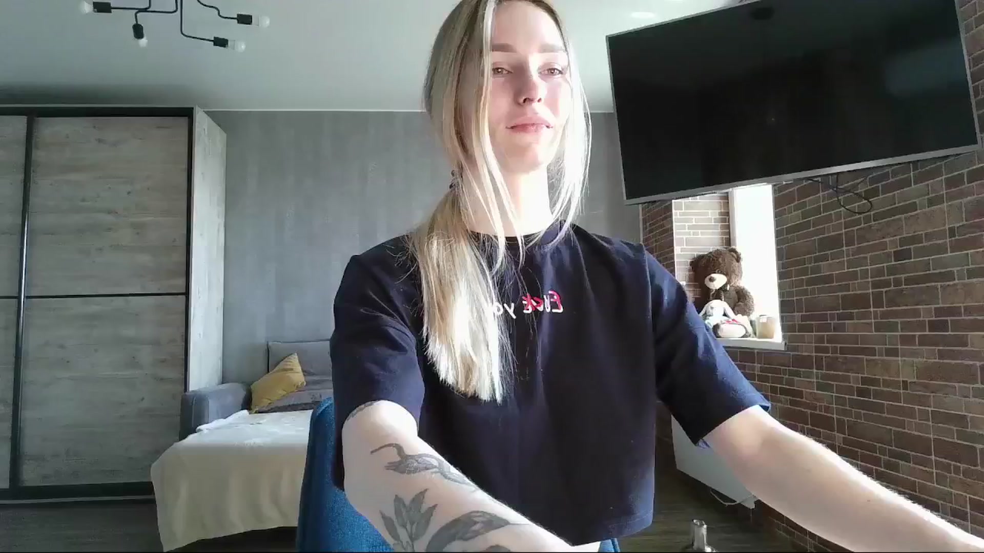 Gallery image thumbnail from Miliain's myfreecams stream on, 02/28/2025, 08:49 image 10 of 20