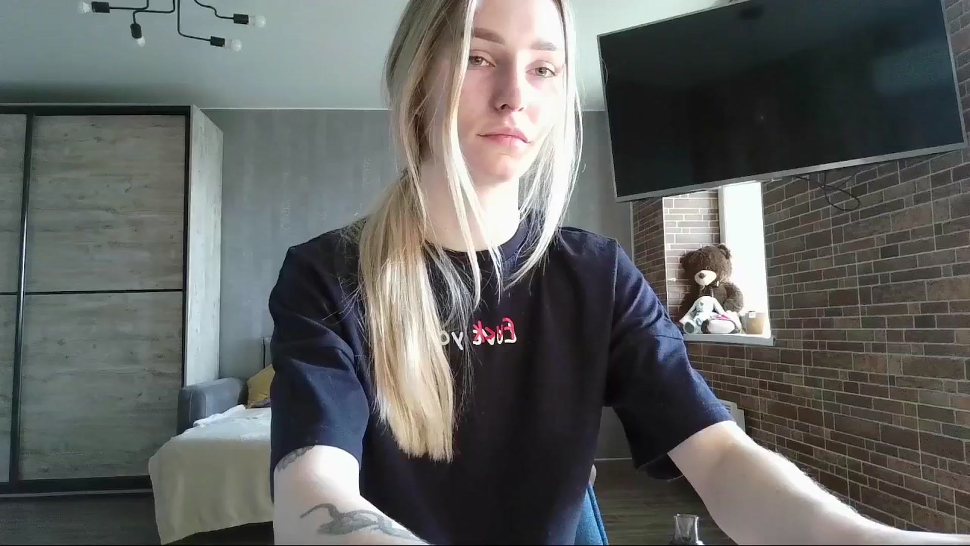 Gallery image thumbnail from Miliain's myfreecams stream on, 02/28/2025, 08:49 image 14 of 20