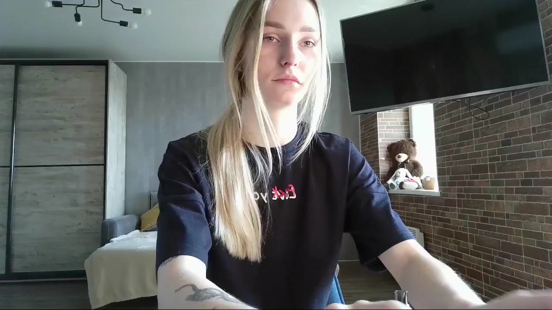 Gallery image thumbnail from Miliain's myfreecams stream on, 02/28/2025, 08:49 image 13 of 20