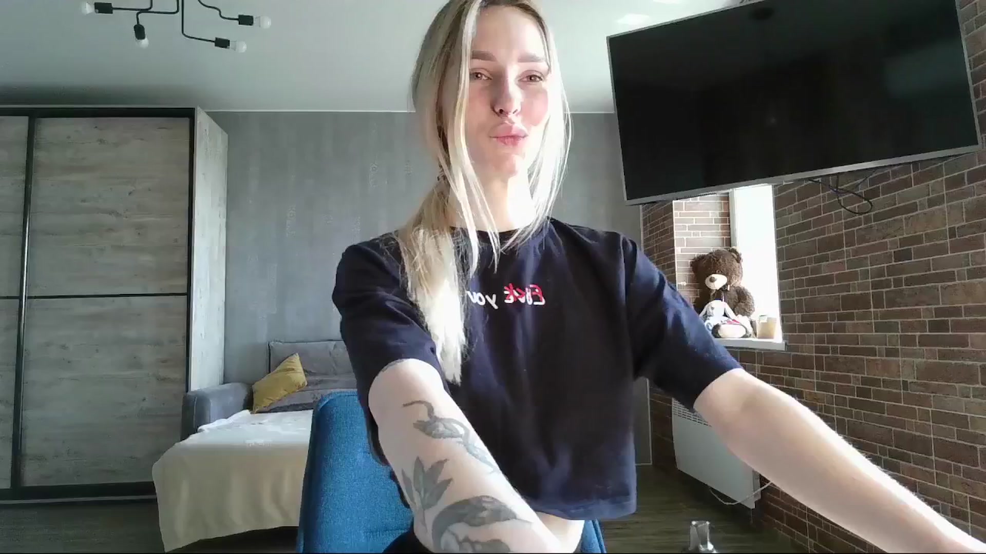 Gallery image thumbnail from Miliain's myfreecams stream on, 02/28/2025, 08:49 image 7 of 20