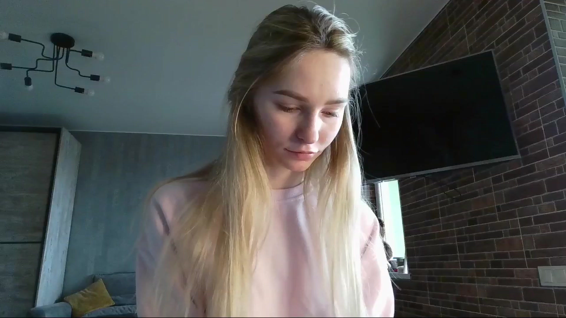 Gallery image thumbnail from Miliain's myfreecams stream on, 03/04/2025, 09:32 image 17 of 20