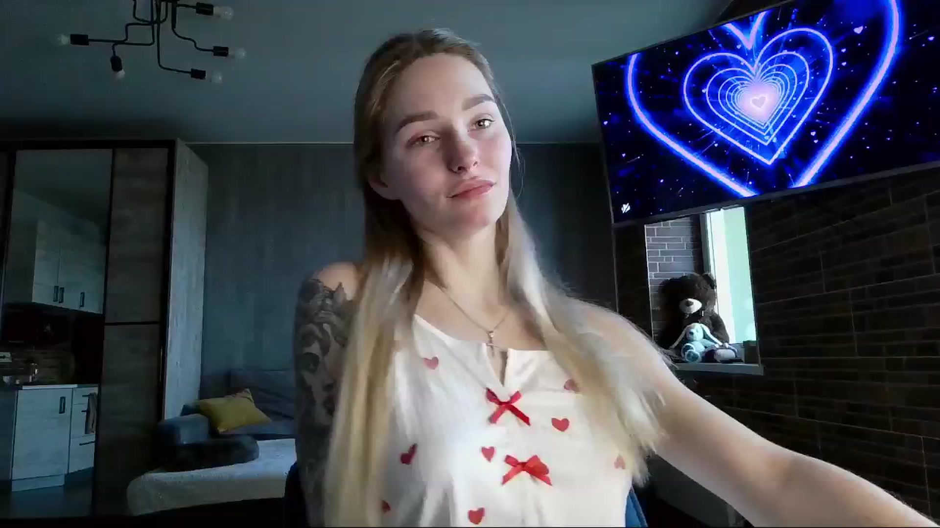 Gallery image thumbnail from Miliain's myfreecams stream on, 03/11/2025, 13:25 image 5 of 20