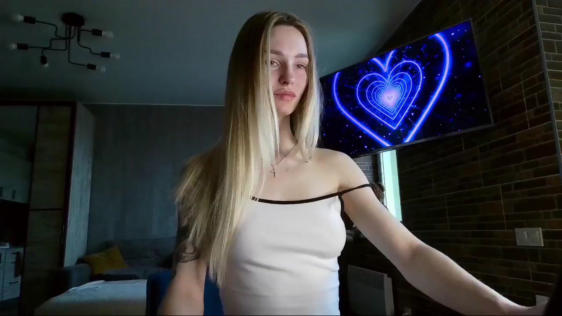 Gallery image thumbnail from Miliain's myfreecams stream on, 03/13/2025, 12:20 image 3 of 20