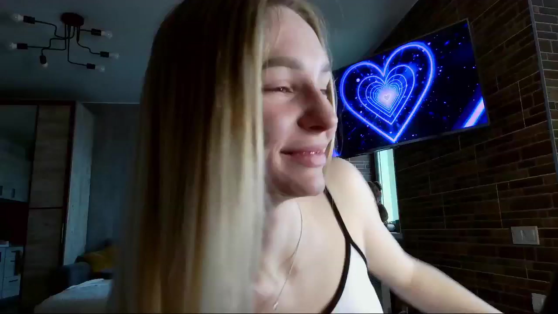 Gallery image thumbnail from Miliain's myfreecams stream on, 03/13/2025, 12:20 image 9 of 20