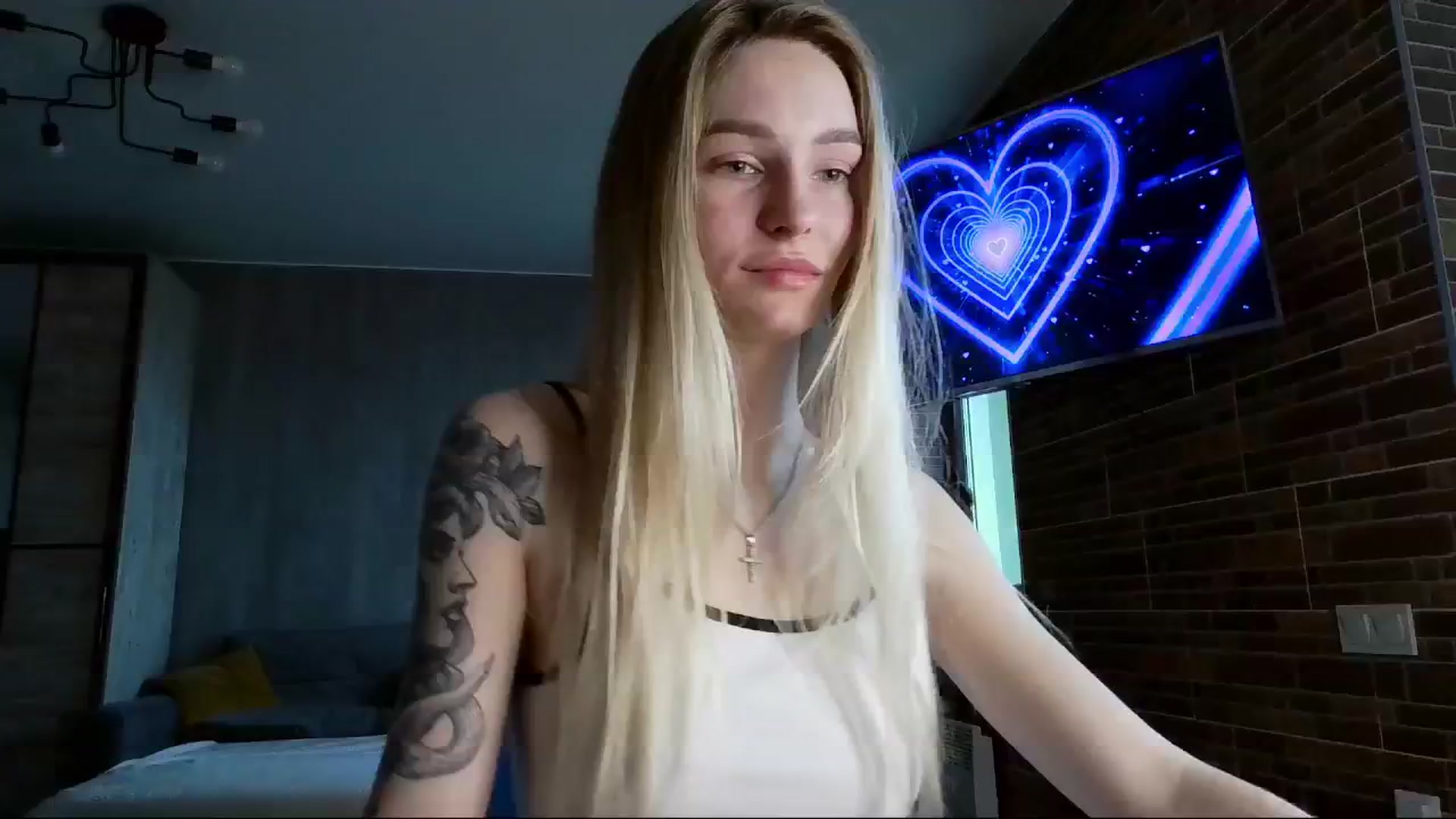 Gallery image thumbnail from Miliain's myfreecams stream on, 03/13/2025, 12:20 image 14 of 20