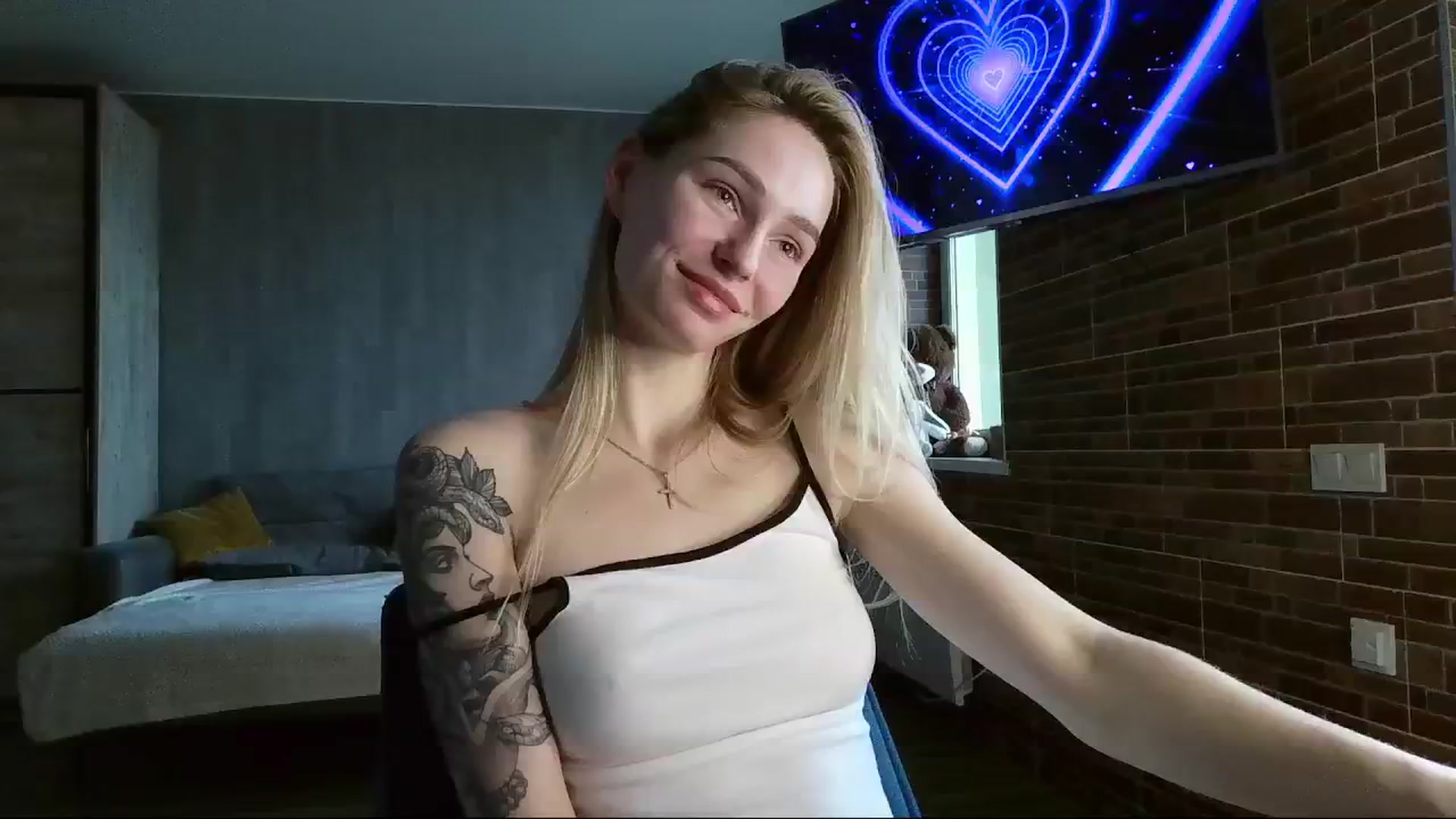 Gallery image thumbnail from Miliain's myfreecams stream on, 03/13/2025, 14:26 image 2 of 20