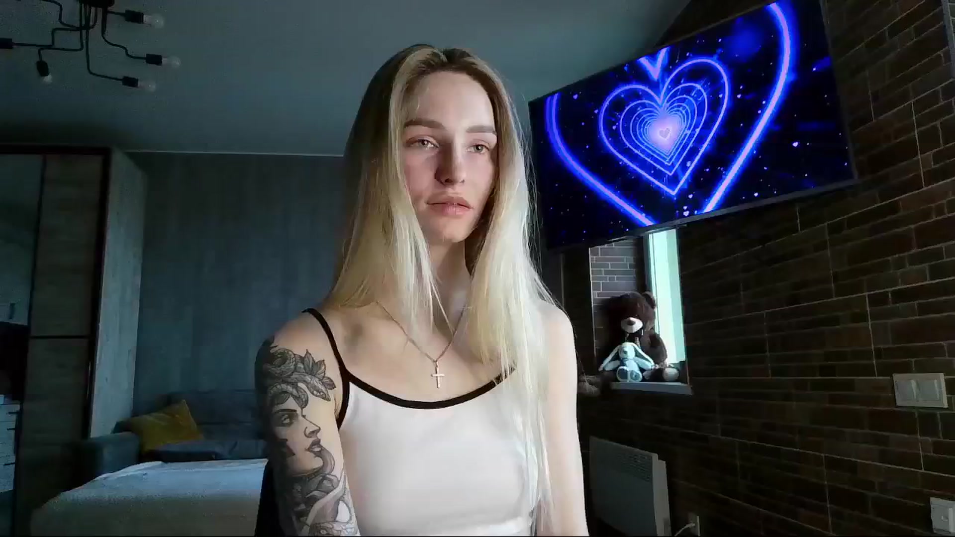 Gallery image thumbnail from Miliain's myfreecams stream on, 03/13/2025, 14:26 image 7 of 20