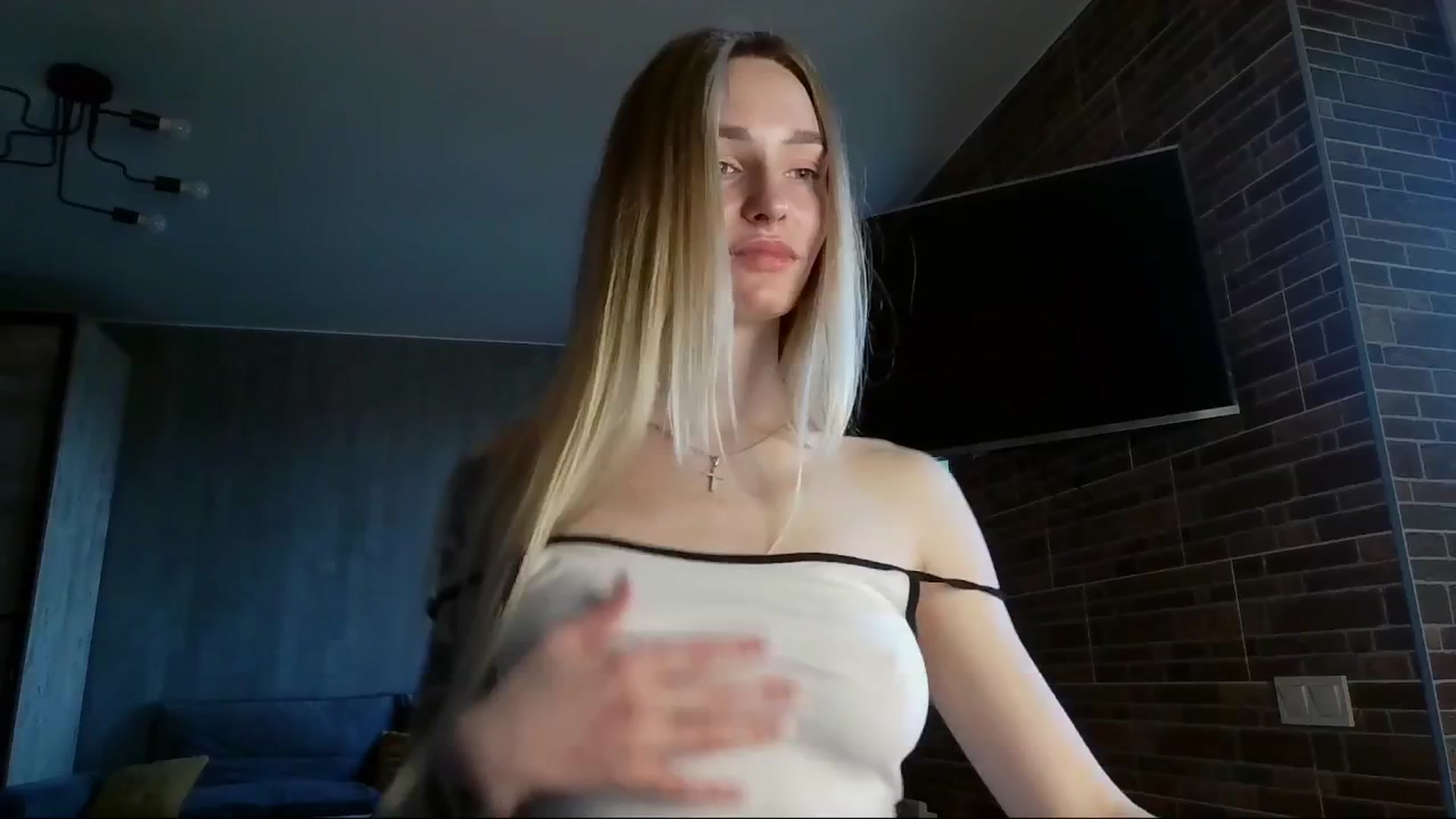 Gallery image thumbnail from Miliain's myfreecams stream on, 03/14/2025, 14:47 image 6 of 20
