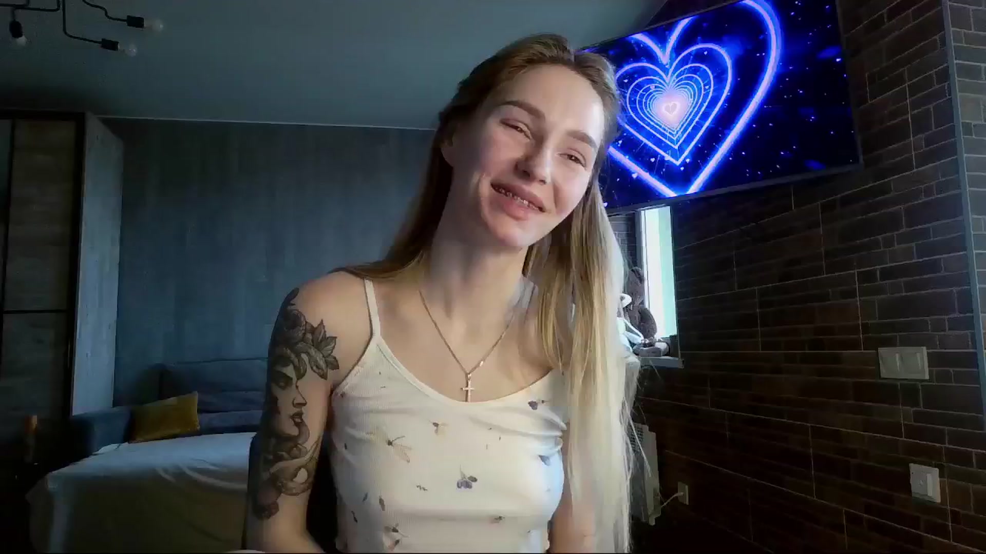Gallery image thumbnail from Miliain's myfreecams stream on, 03/17/2025, 09:04 image 11 of 20