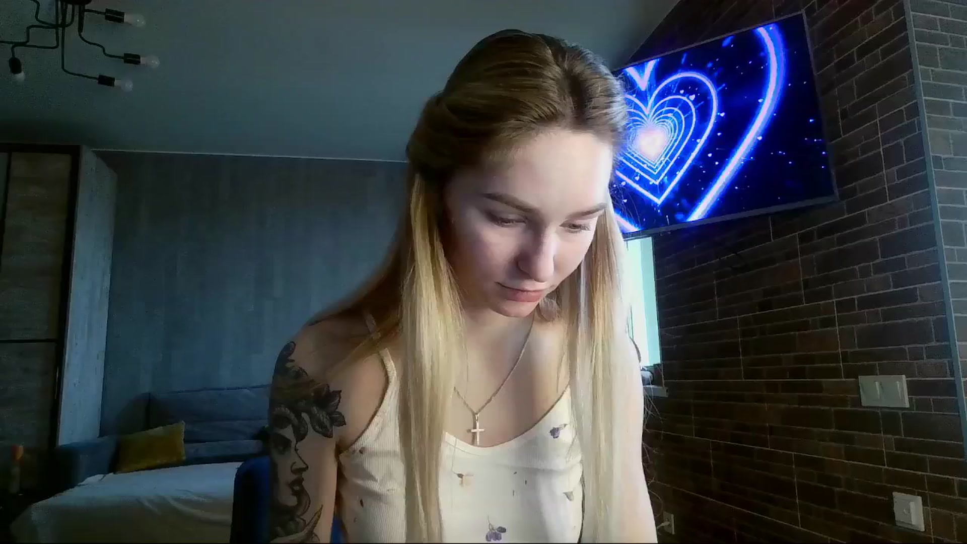 Gallery image thumbnail from Miliain's myfreecams stream on, 03/17/2025, 09:04 image 7 of 20