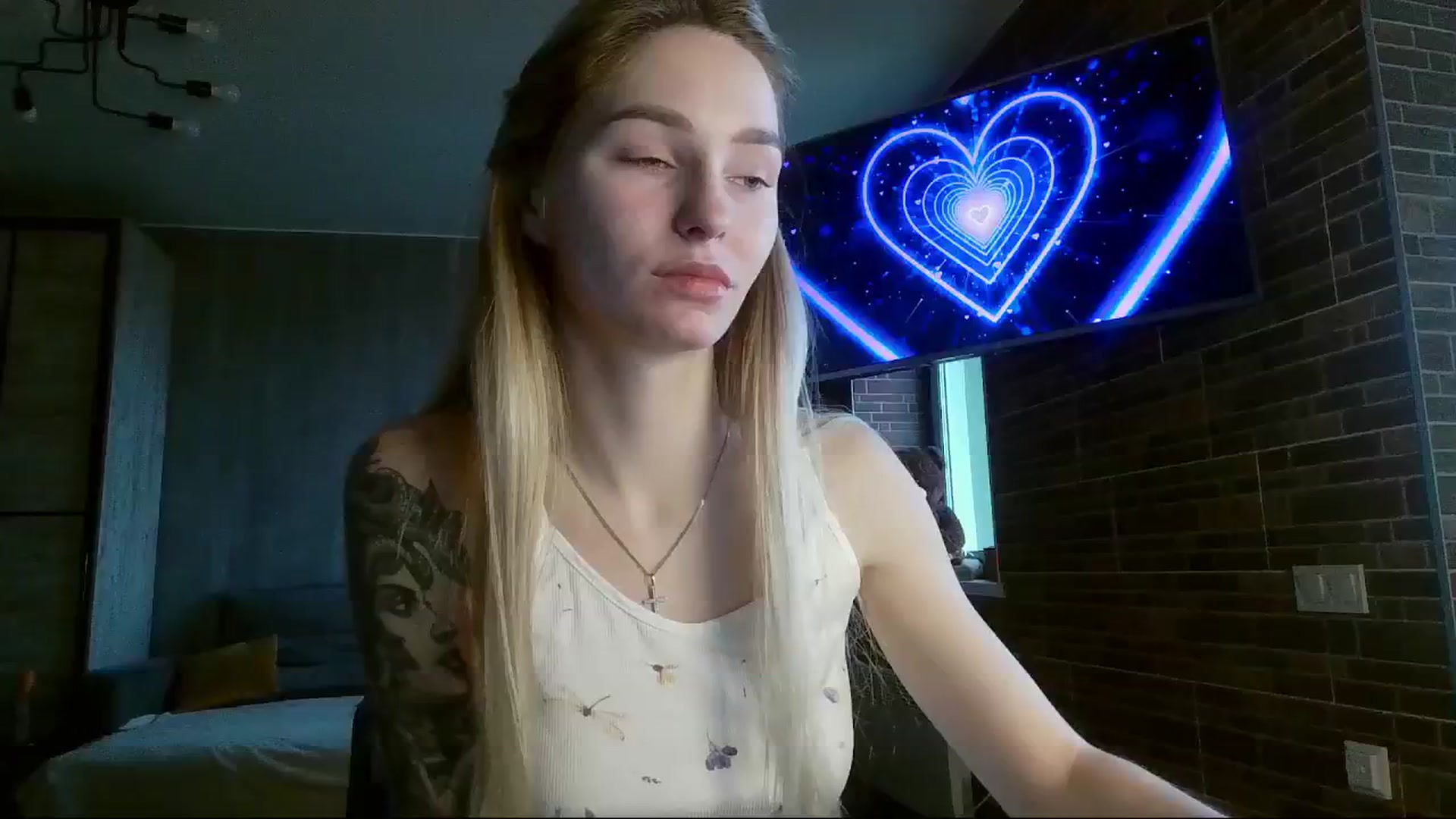 Gallery image thumbnail from Miliain's myfreecams stream on, 03/17/2025, 09:04 image 6 of 20