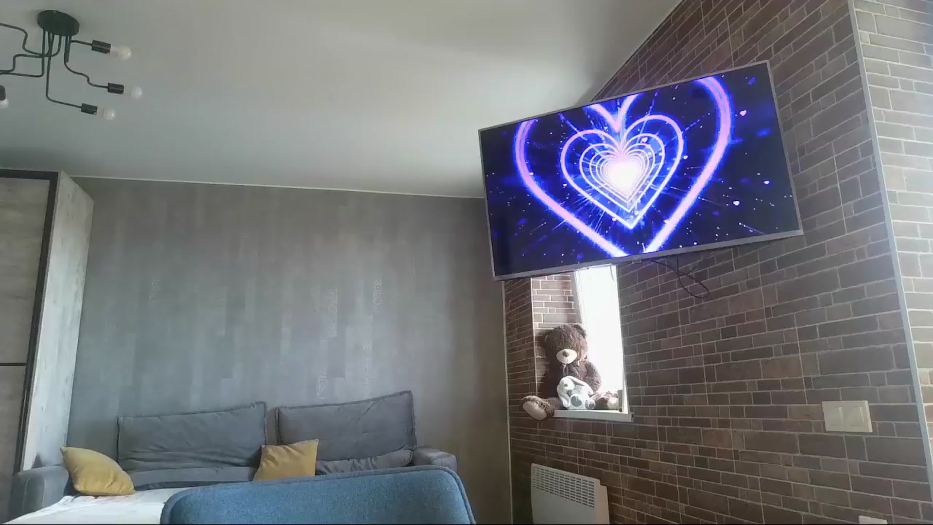 Gallery image thumbnail from Miliain's myfreecams stream on, 03/19/2025, 08:49 image 15 of 20