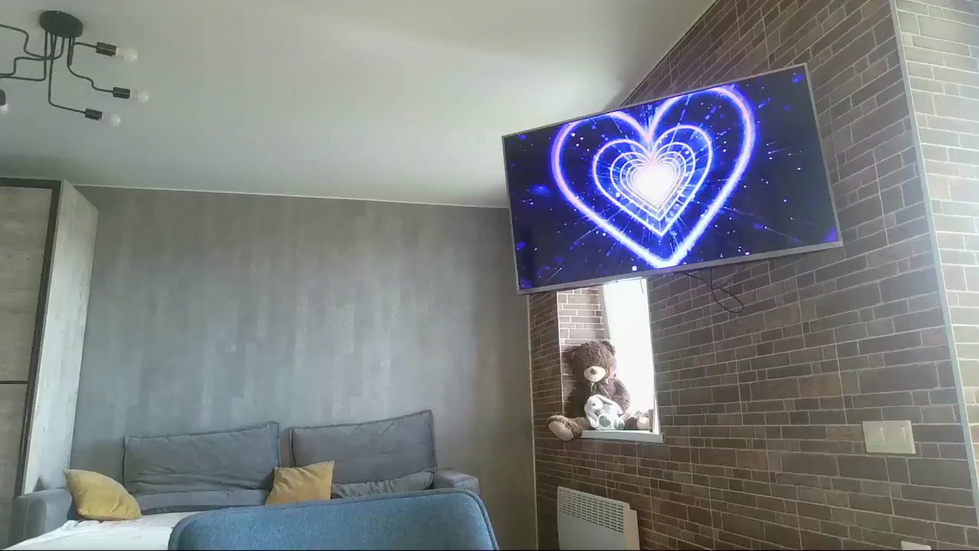 Gallery image thumbnail from Miliain's myfreecams stream on, 03/19/2025, 08:49 image 16 of 20