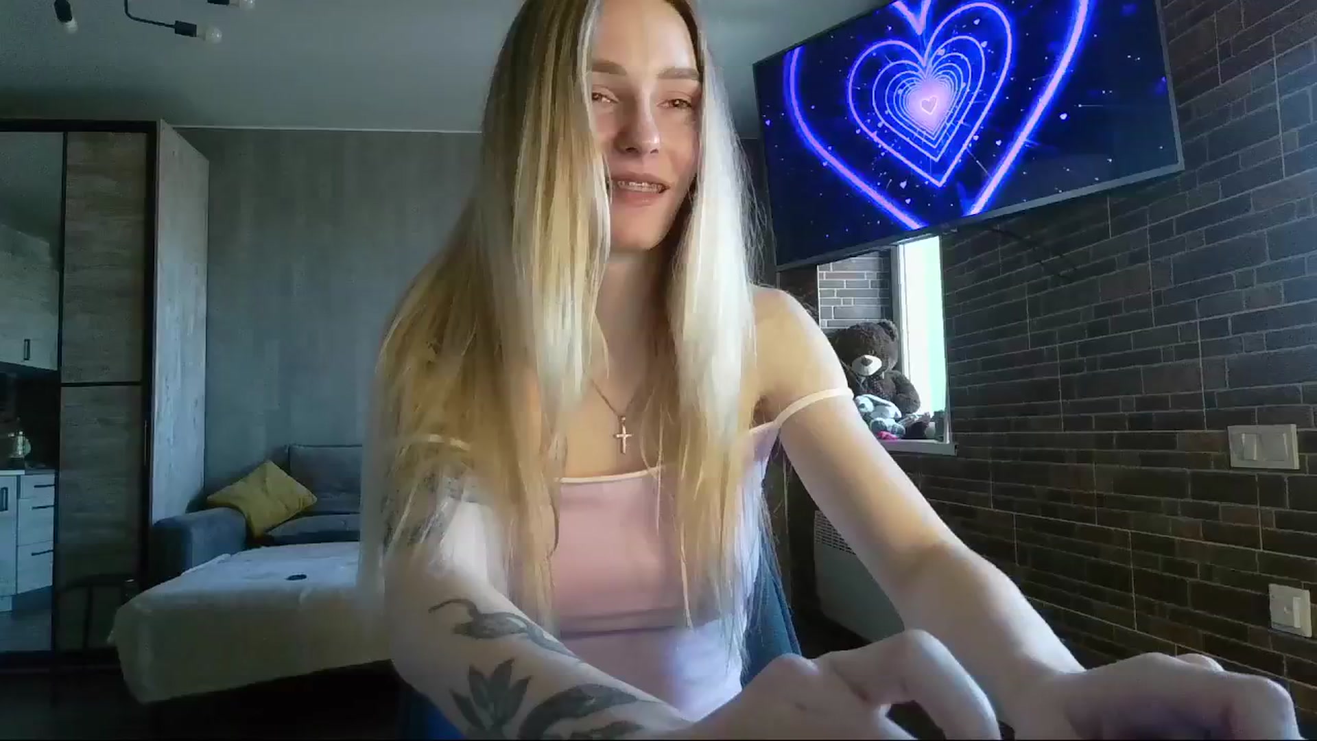 Gallery image thumbnail from Miliain's myfreecams stream on, 03/21/2025, 13:29 image 20 of 20