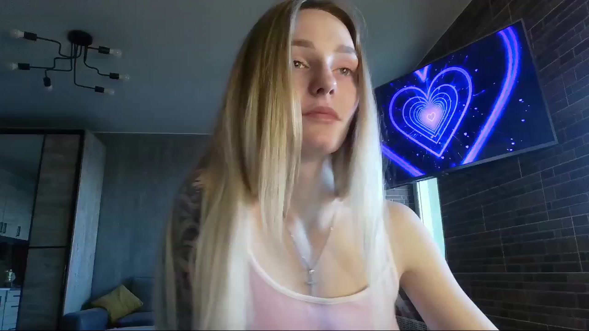 Gallery image thumbnail from Miliain's myfreecams stream on, 03/21/2025, 13:29 image 5 of 20