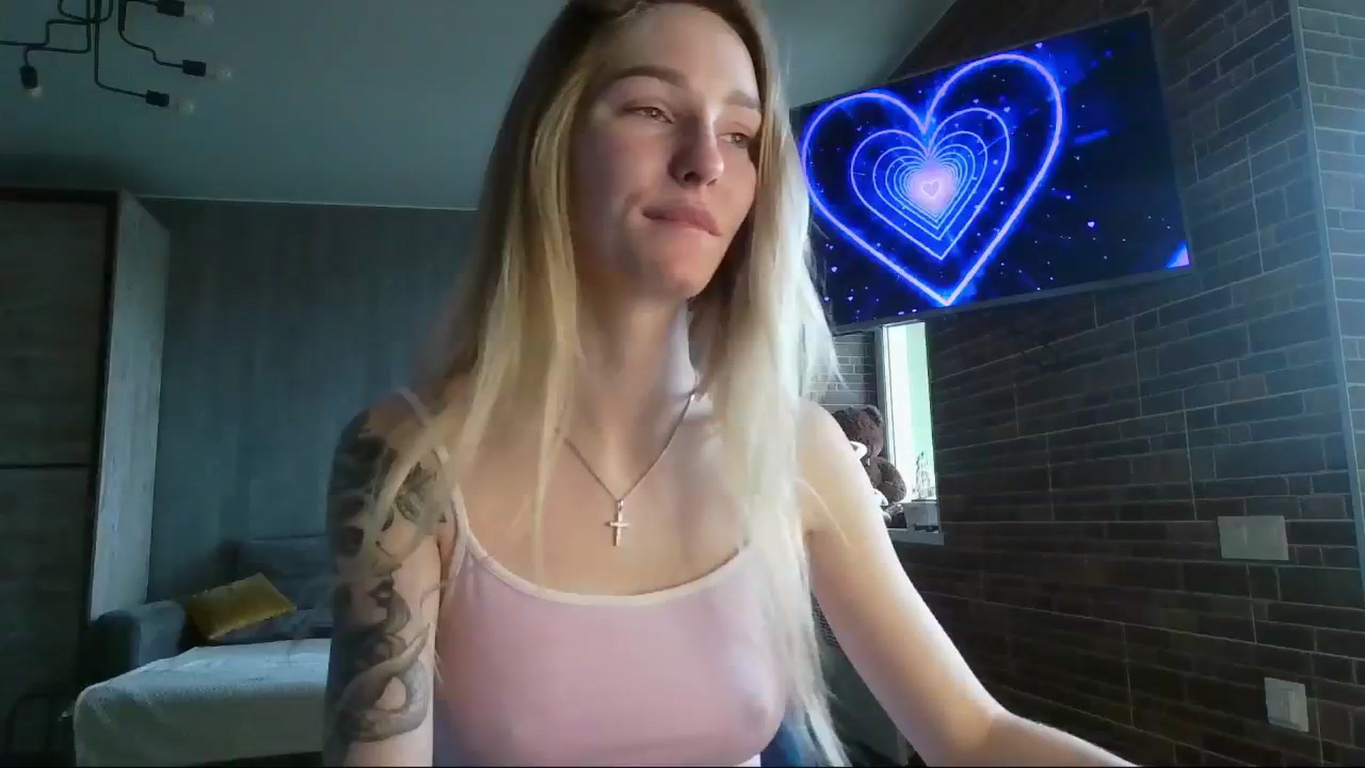 Gallery image thumbnail from Miliain's myfreecams stream on, 03/24/2025, 08:47 image 14 of 20