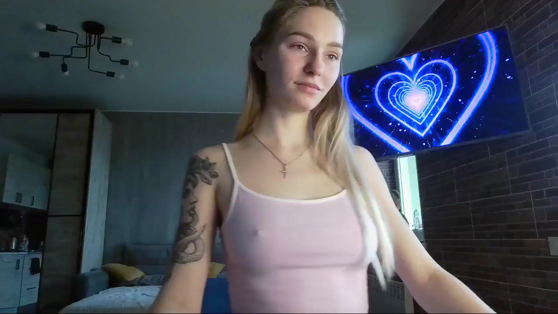 Gallery image thumbnail from Miliain's myfreecams stream on, 03/25/2025, 09:03 image 18 of 20
