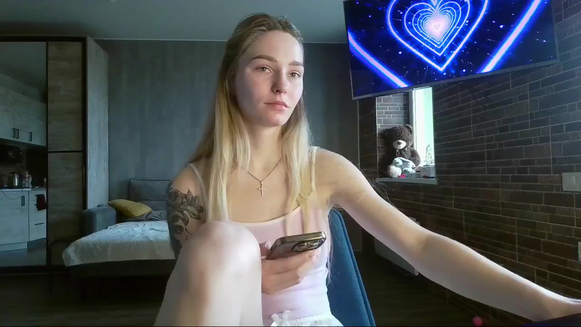 Gallery image thumbnail from Miliain's myfreecams stream on, 03/25/2025, 09:03 image 10 of 20