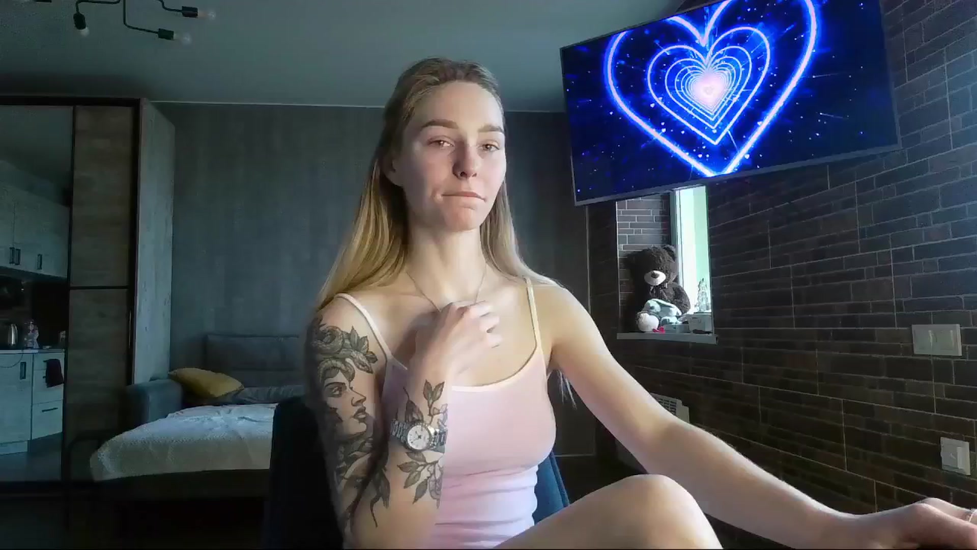 Gallery image thumbnail from Miliain's myfreecams stream on, 03/25/2025, 09:03 image 4 of 20