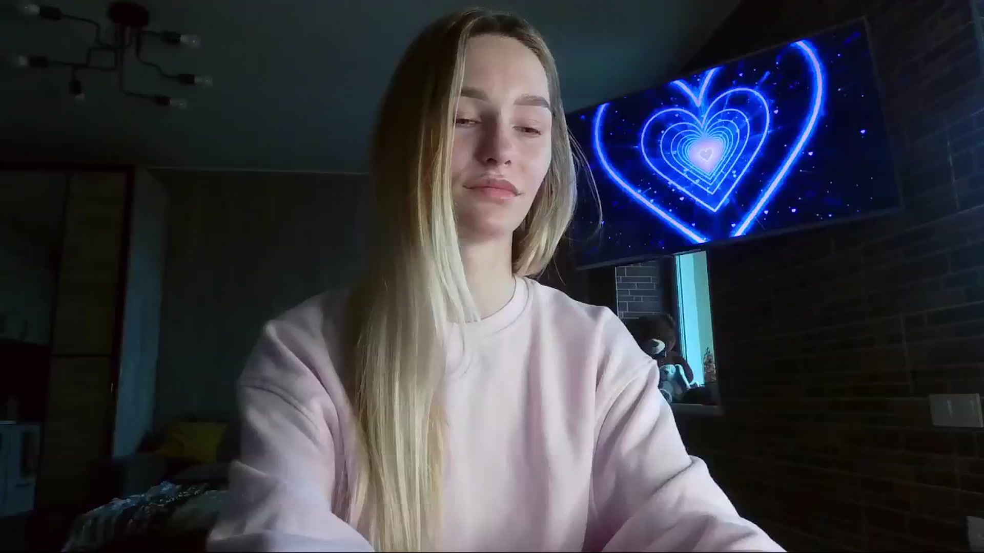 Gallery image thumbnail from Miliain's myfreecams stream on, 04/01/2025, 13:11 image 17 of 20