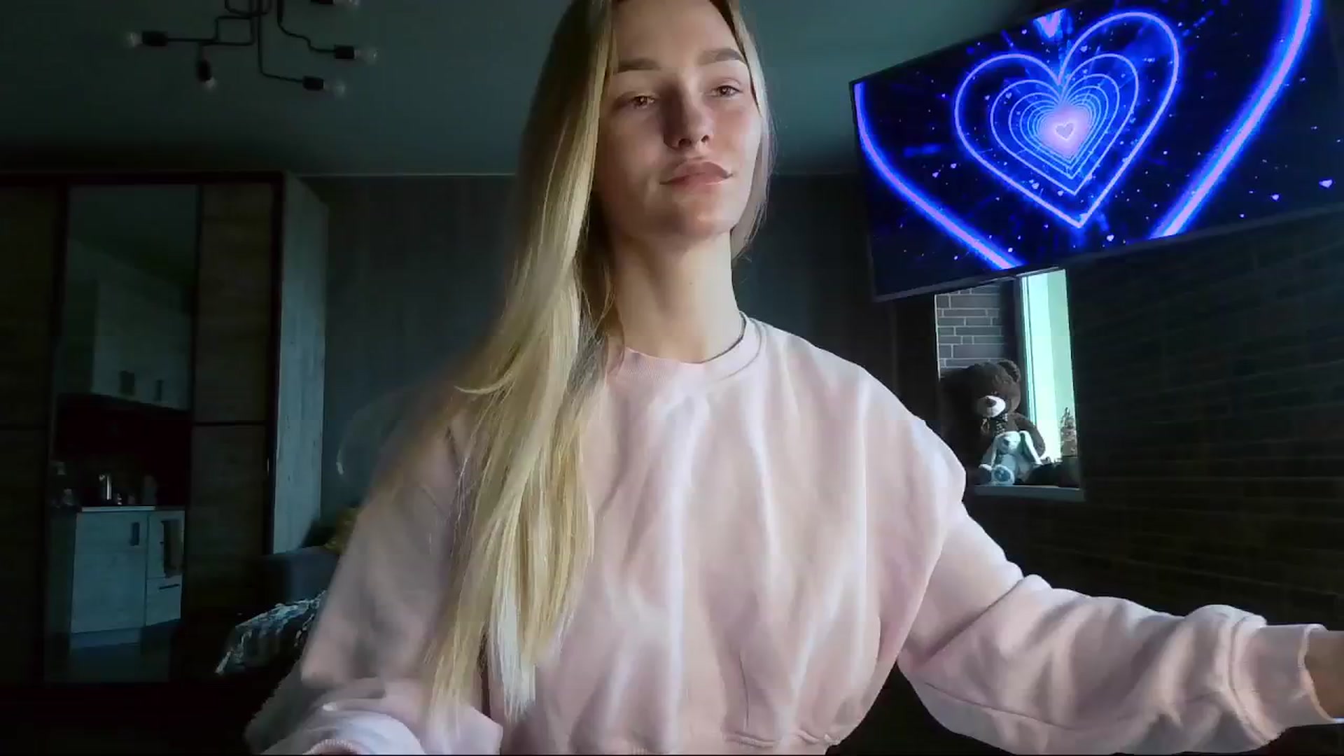 Gallery image thumbnail from Miliain's myfreecams stream on, 04/01/2025, 13:11 image 1 of 20