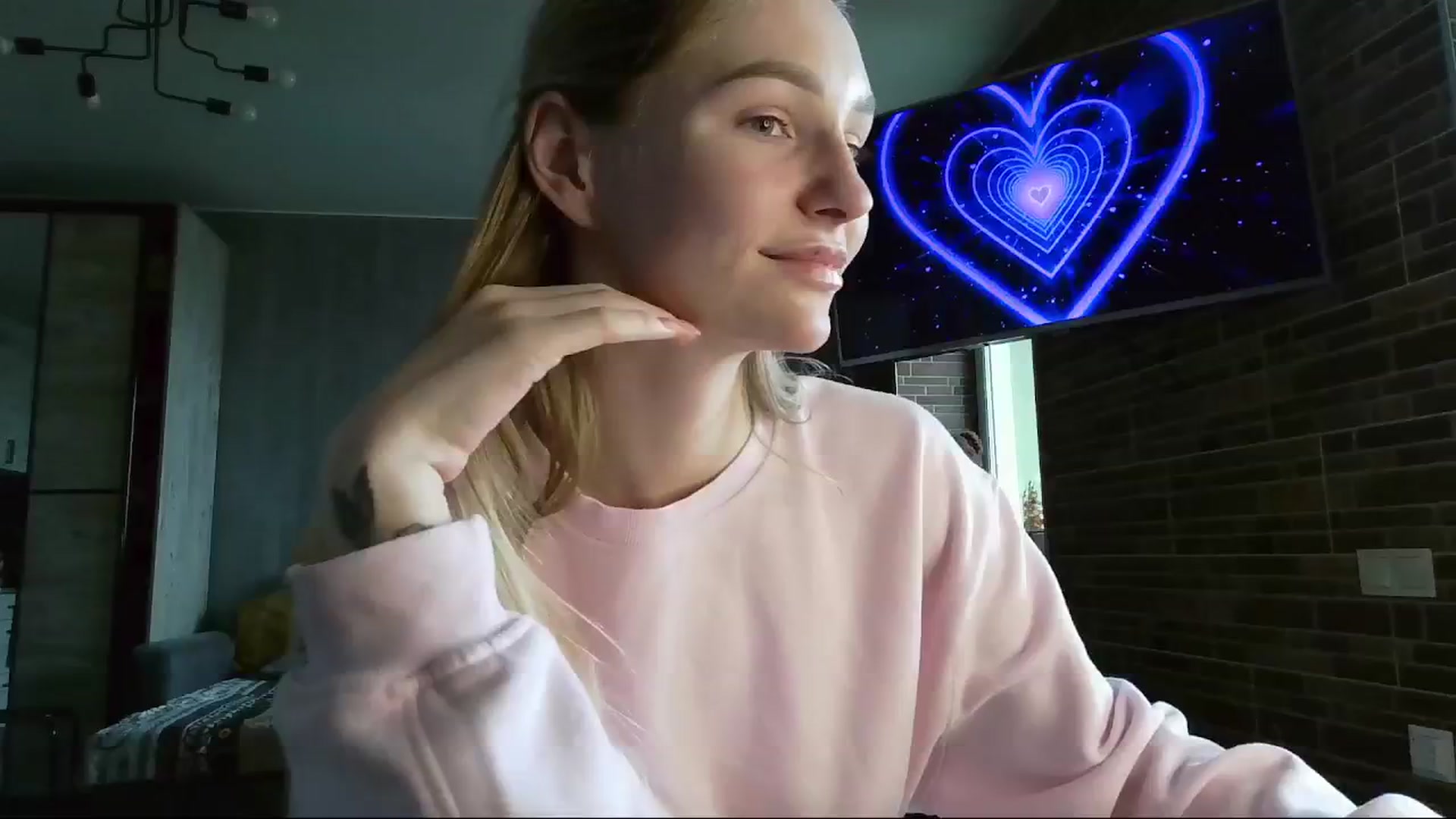 Gallery image thumbnail from Miliain's myfreecams stream on, 04/02/2025, 11:49 image 16 of 20
