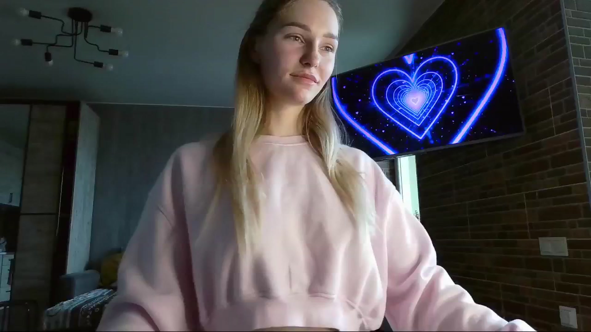Gallery image thumbnail from Miliain's myfreecams stream on, 04/02/2025, 12:33 image 6 of 20