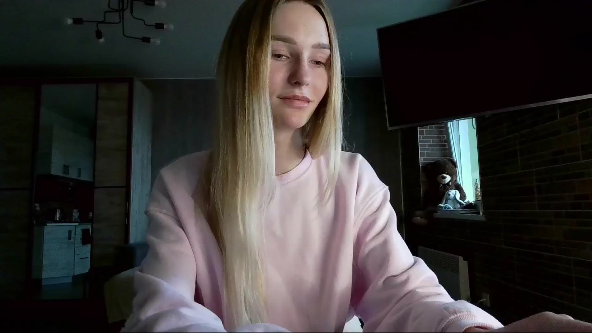 Gallery image thumbnail from Miliain's myfreecams stream on, 04/03/2025, 13:39 image 14 of 20