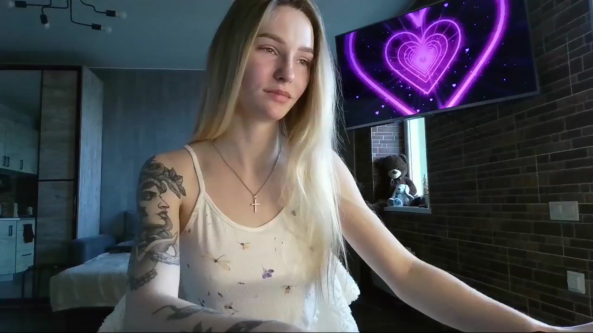 Gallery image thumbnail from Miliain's myfreecams stream on, 04/04/2025, 11:54 image 3 of 20