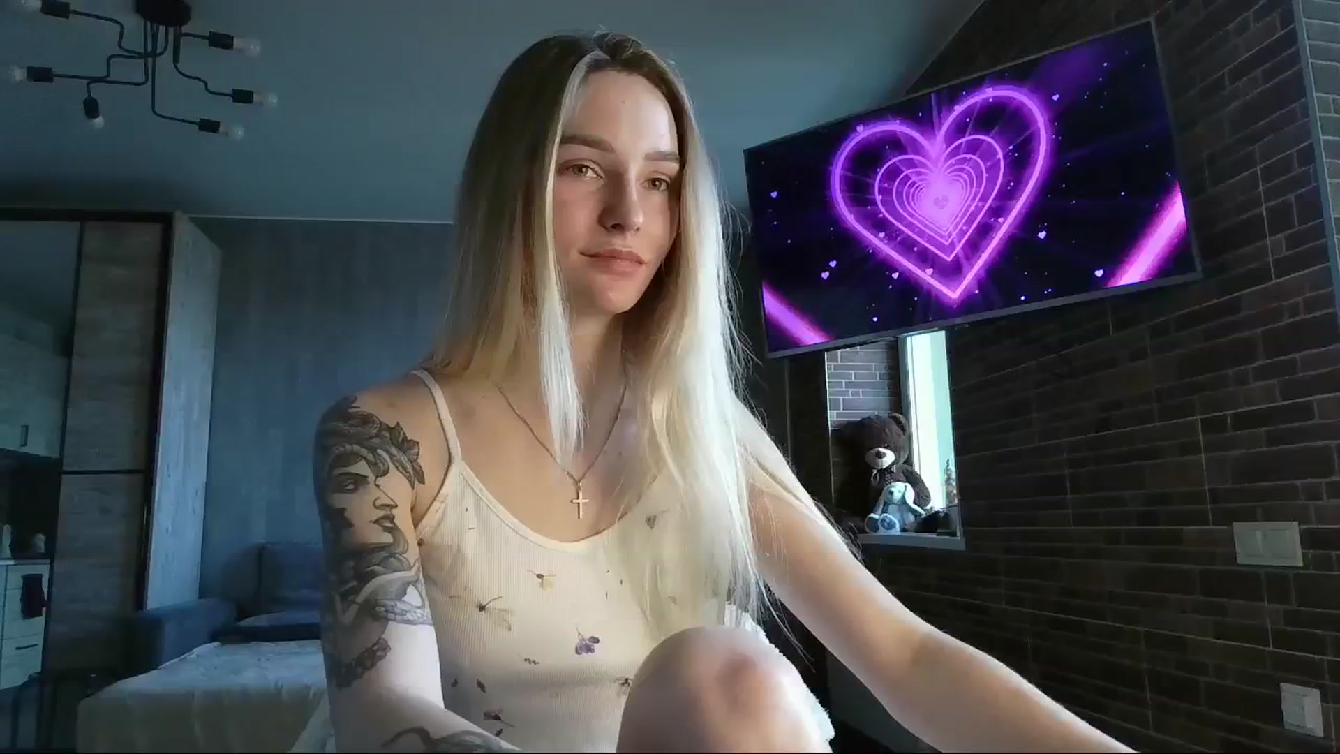 Gallery image thumbnail from Miliain's myfreecams stream on, 04/04/2025, 11:54 image 9 of 20