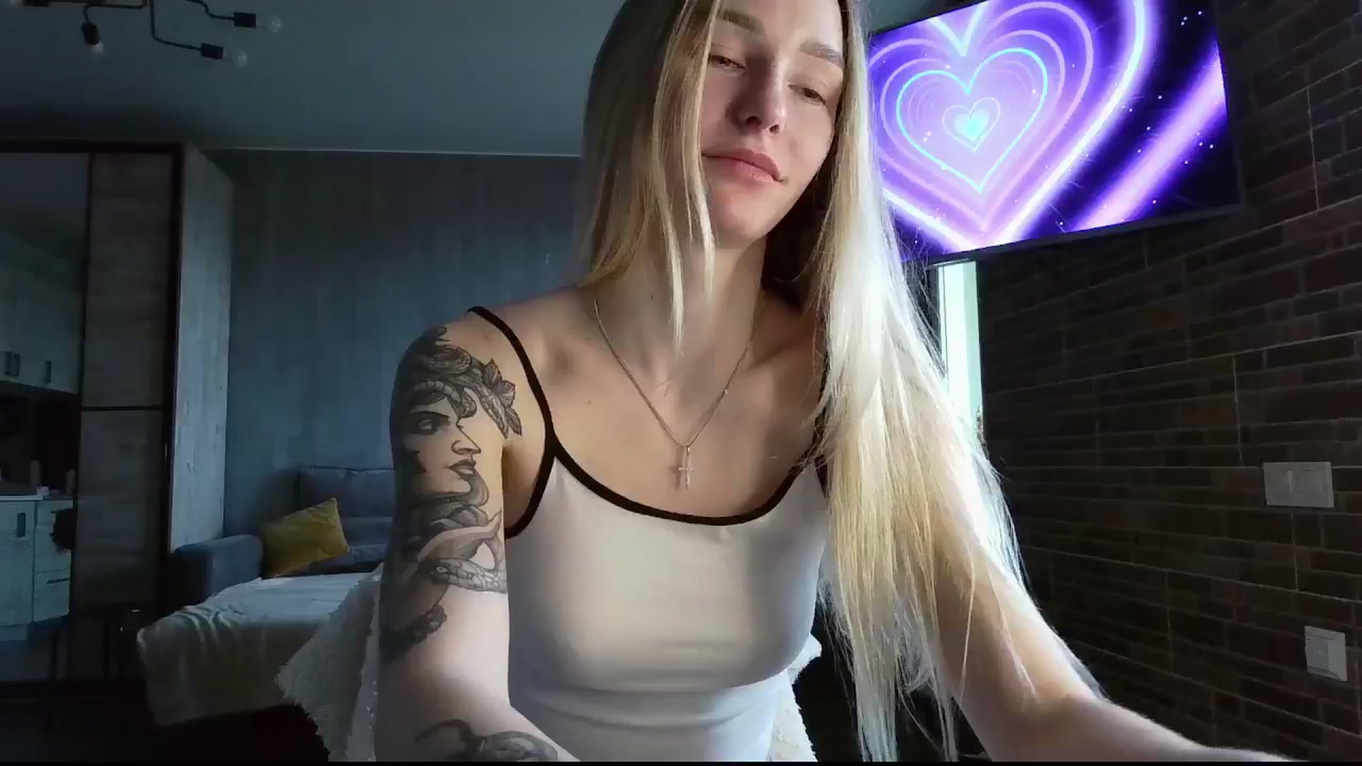 Gallery image thumbnail from Miliain's myfreecams stream on, 04/07/2025, 12:16 image 4 of 20
