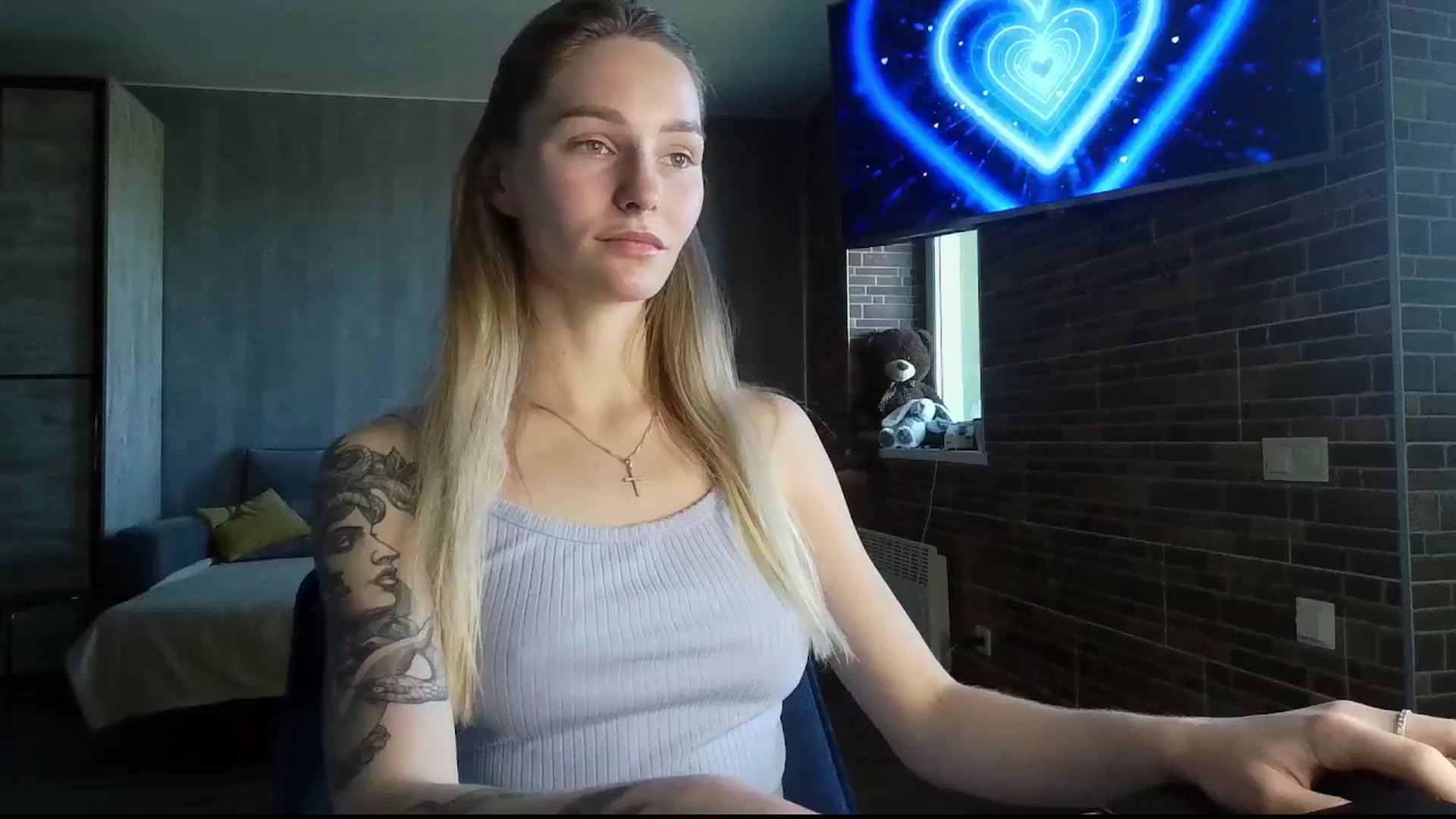 Gallery image thumbnail from Miliain's myfreecams stream on, 05/02/2025, 15:08 image 5 of 20