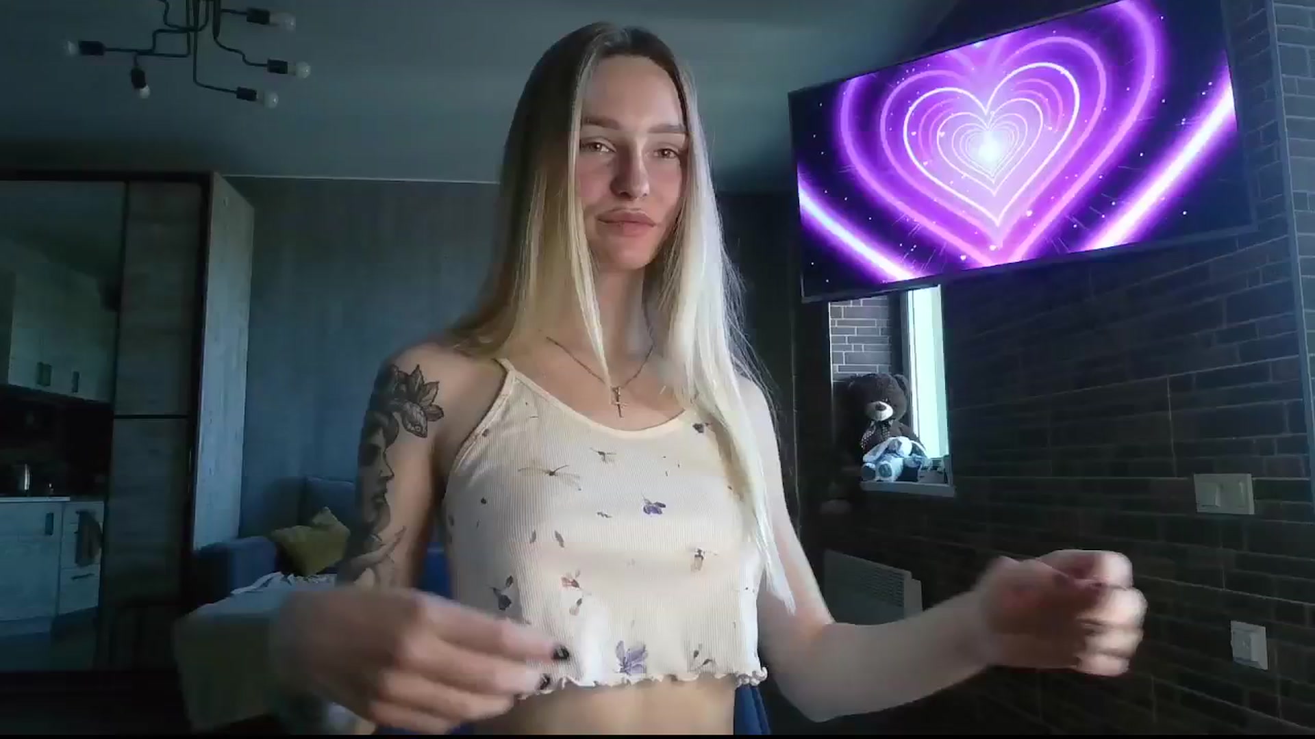 Gallery image thumbnail from Miliain's myfreecams stream on, 05/04/2025, 13:39 image 4 of 20