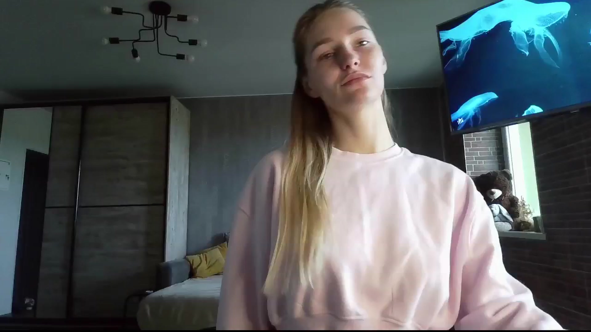 Gallery image thumbnail from Miliain's myfreecams stream on, 05/16/2025, 11:43 image 13 of 20