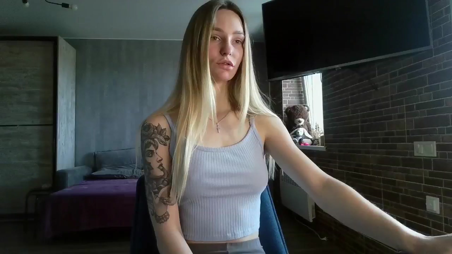 Gallery image thumbnail from Miliain's myfreecams stream on, 06/06/2025, 10:27 image 6 of 20