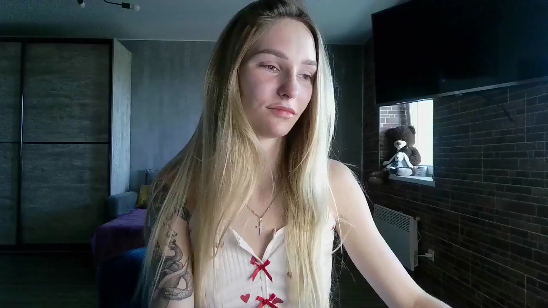Gallery image thumbnail from Miliain's myfreecams stream on, 06/18/2025, 11:33 image 18 of 20