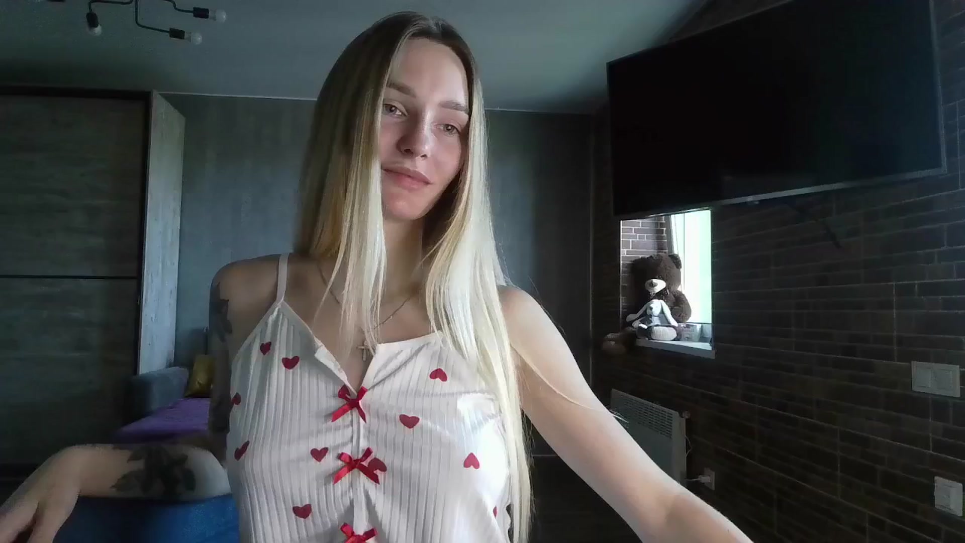 Gallery image thumbnail from Miliain's myfreecams stream on, 06/18/2025, 11:33 image 6 of 20