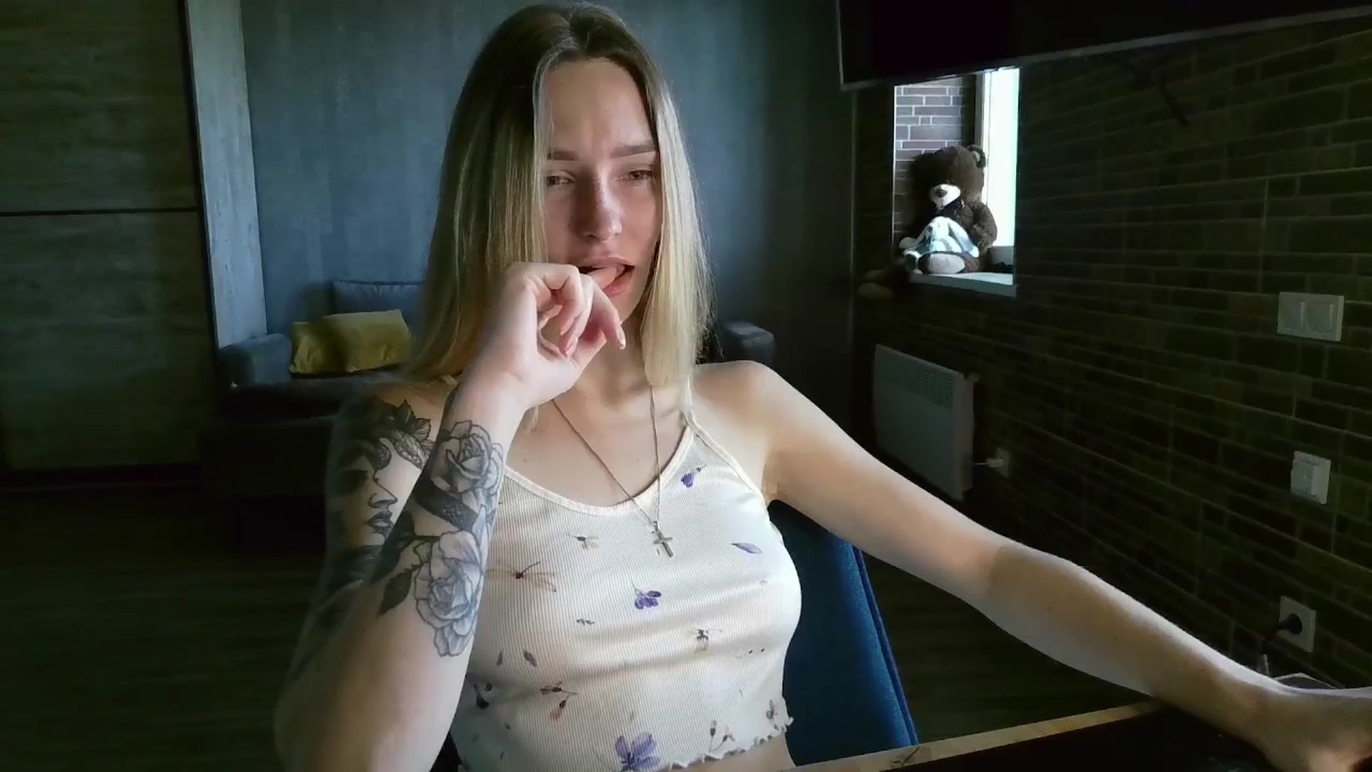 Gallery image thumbnail from Miliain's myfreecams stream on, 07/24/2025, 12:41 image 15 of 20