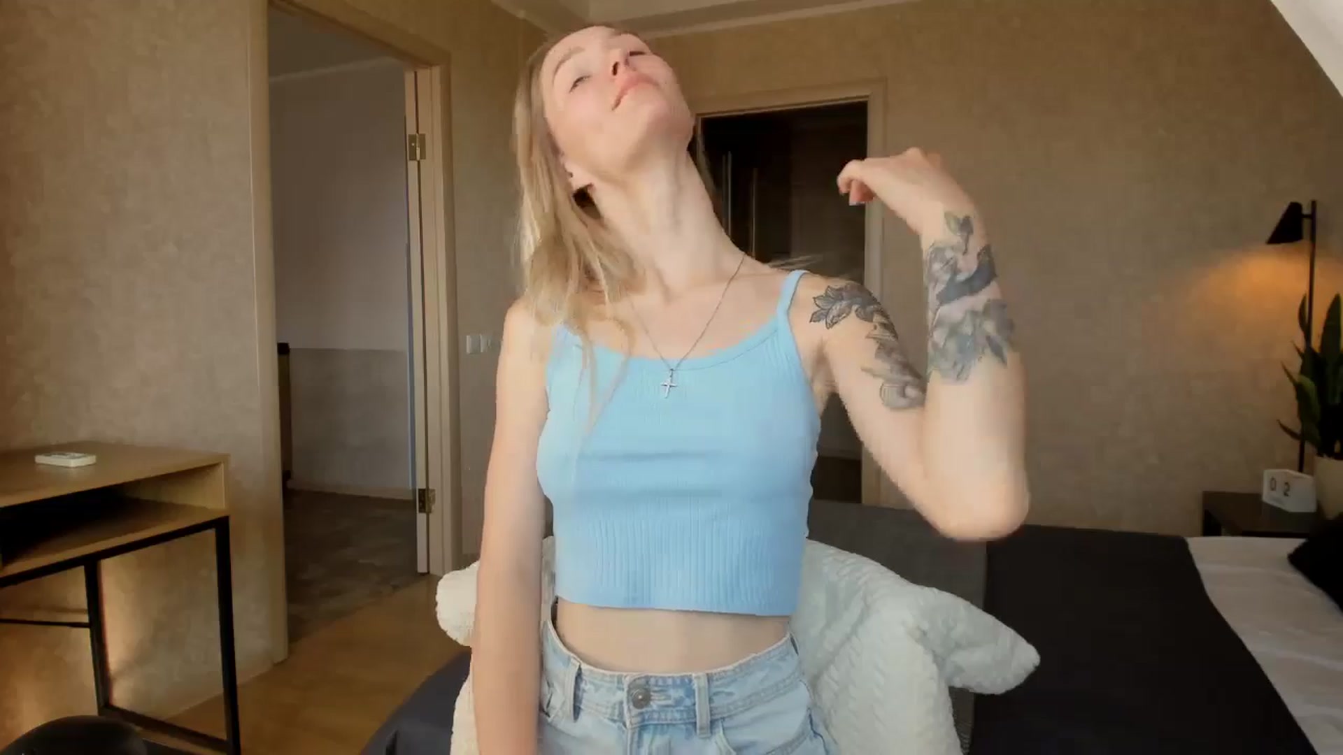 Gallery image thumbnail from Miliain's myfreecams stream on, 08/02/2025, 13:58 image 6 of 20