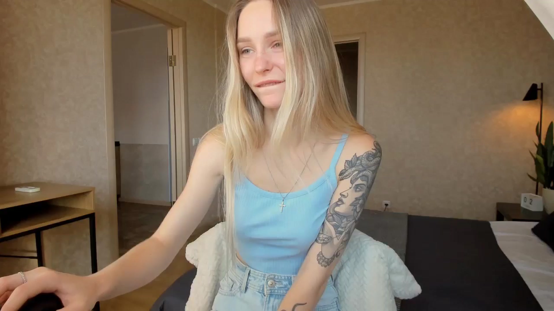 Gallery image thumbnail from Miliain's myfreecams stream on, 08/02/2025, 13:58 image 1 of 20