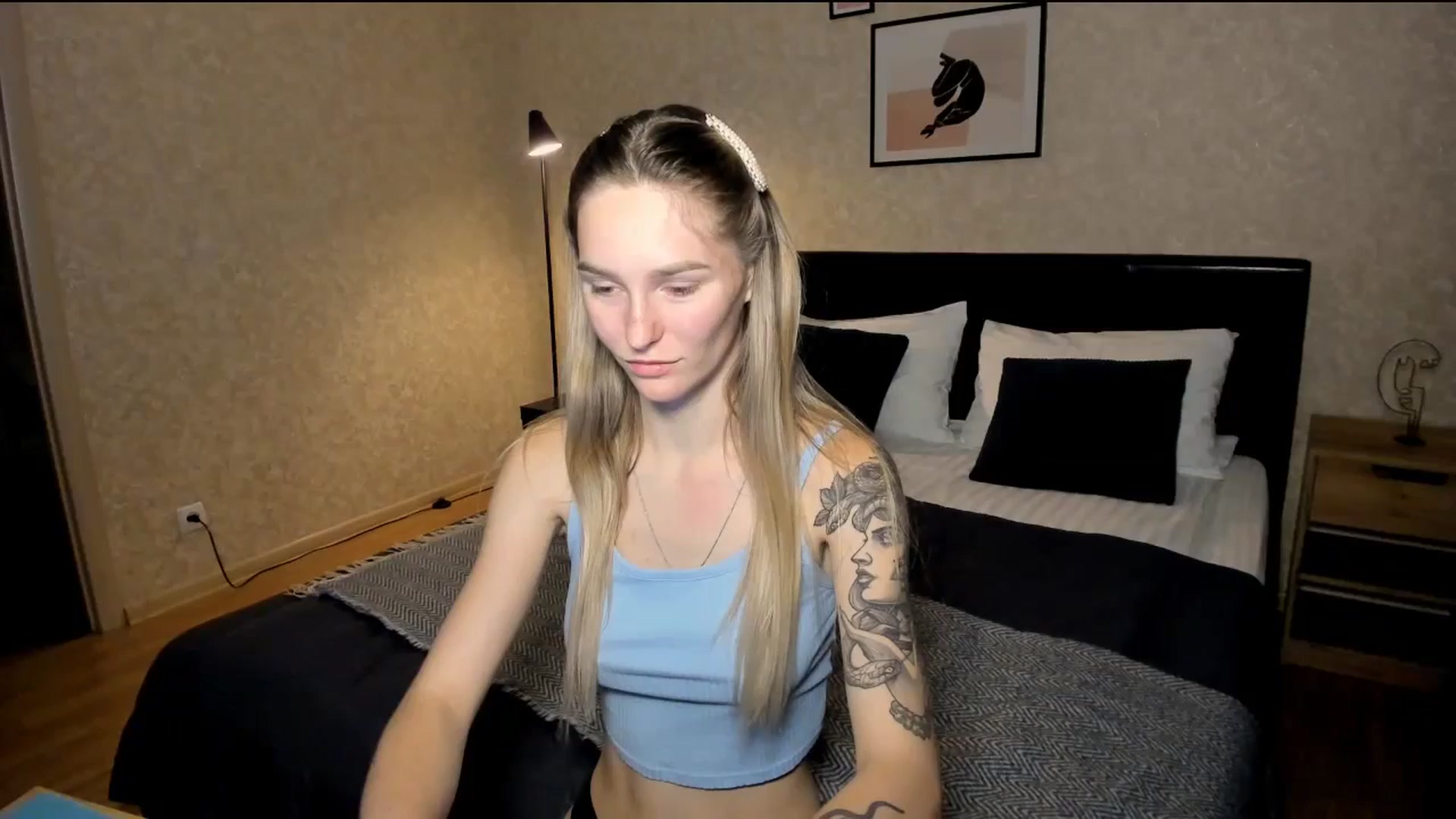 Gallery image thumbnail from Miliain's myfreecams stream on, 08/02/2025, 19:02 image 4 of 20