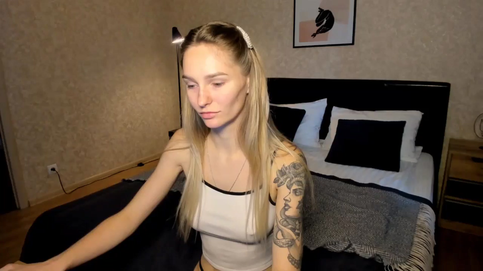 Gallery image thumbnail from Miliain's myfreecams stream on, 08/04/2025, 09:01 image 1 of 20
